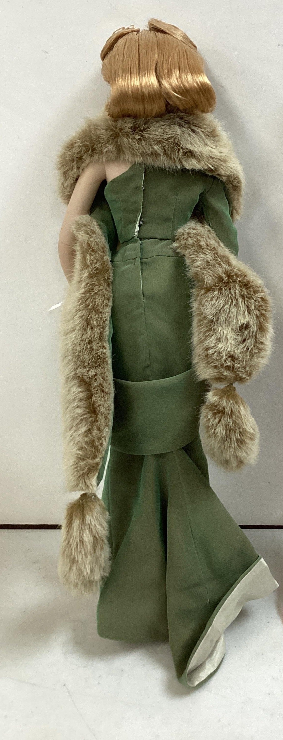 Gorgeous 16” Ashton Drake Gene MADRA Doll Artist COA
