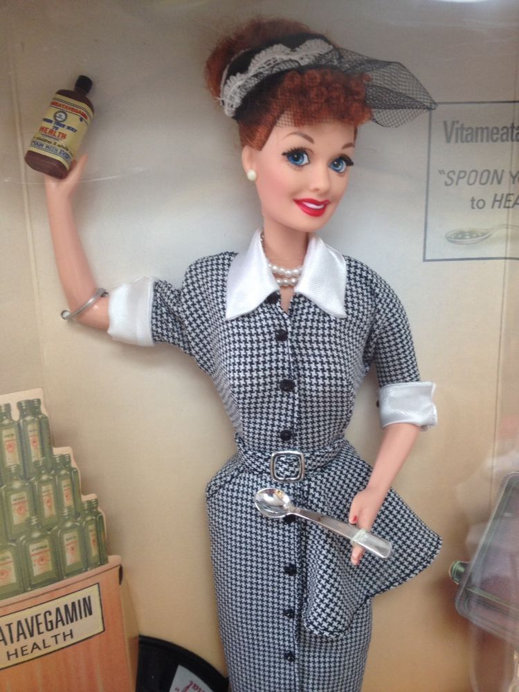 I Love Lucy Barbie Doll - Lucy Does A Commercial
